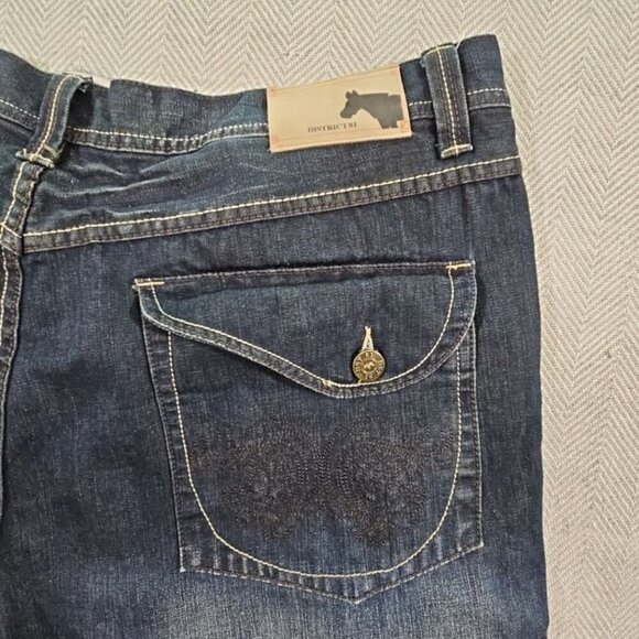 District 81 Clothing Jeans Men's Size 44x26 Flap Pocket Embroidery Hip Hop - Picture 11 of 14